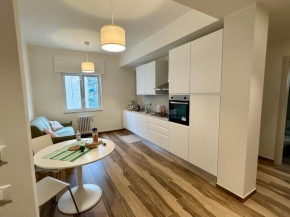 Rainbow Luxury Home Bari - Sea View